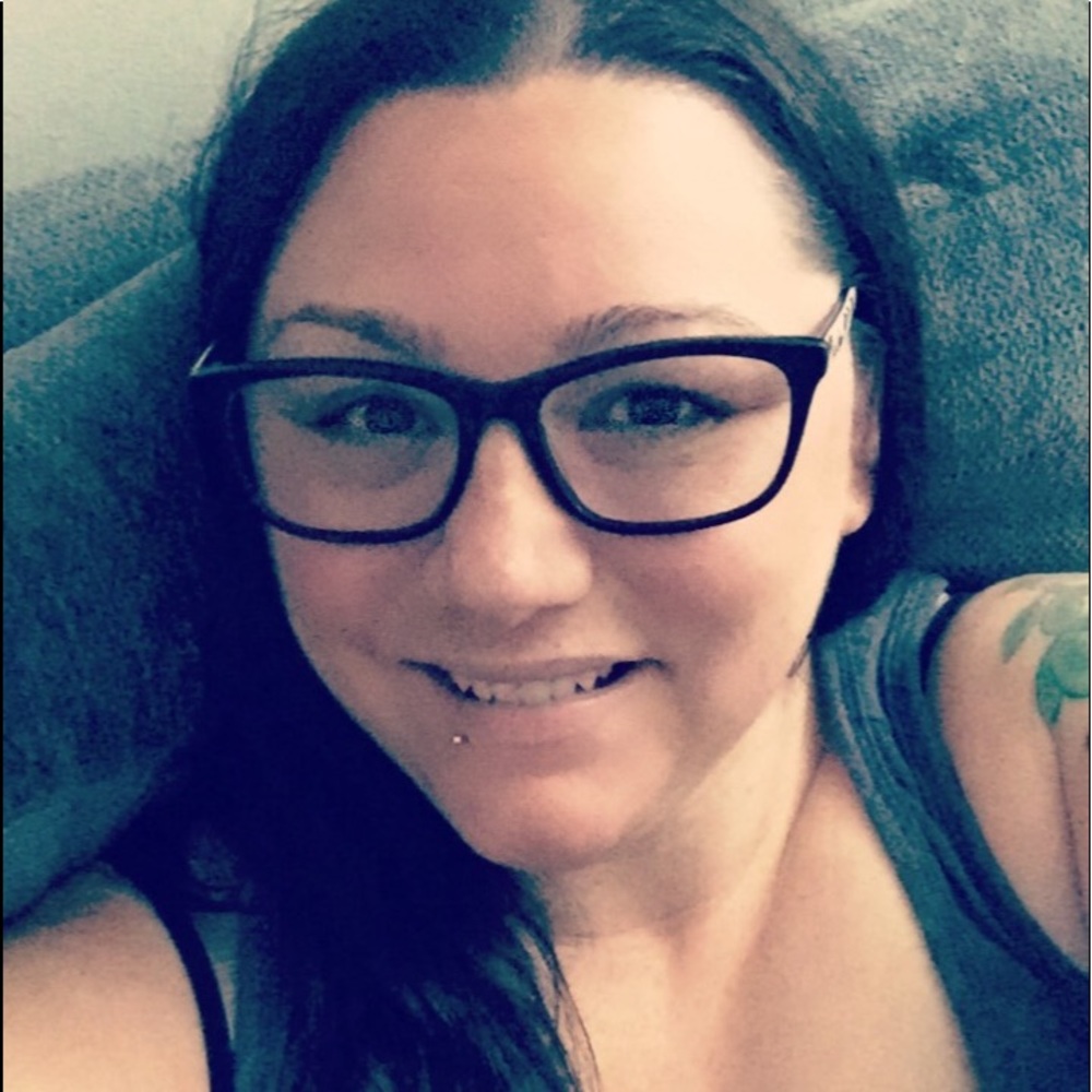 Meet your Posher, Nicky